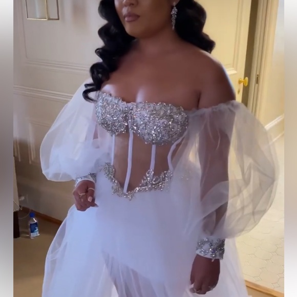 Custom Bridal Robe For My Wedding - Picture 3 of 4